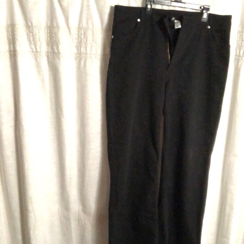 Closet clean out! Divided wide leg curvy fit 90s jean 98% COTTON 2% ELASTANE